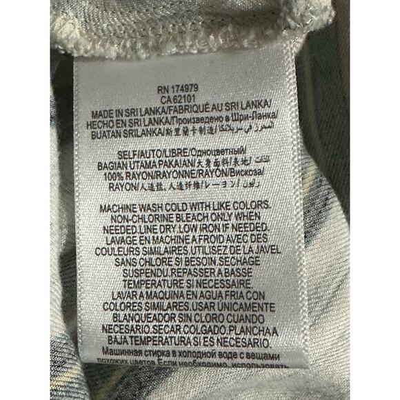 BCBG | XSmall | Wrap Front High‎ Low Tunic Blouse Long Sleeve Collared career - Picture 4 of 6